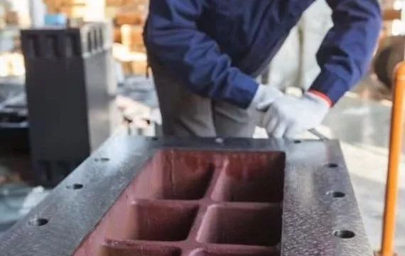 為什么精密機(jī)床都要手工鏟花？